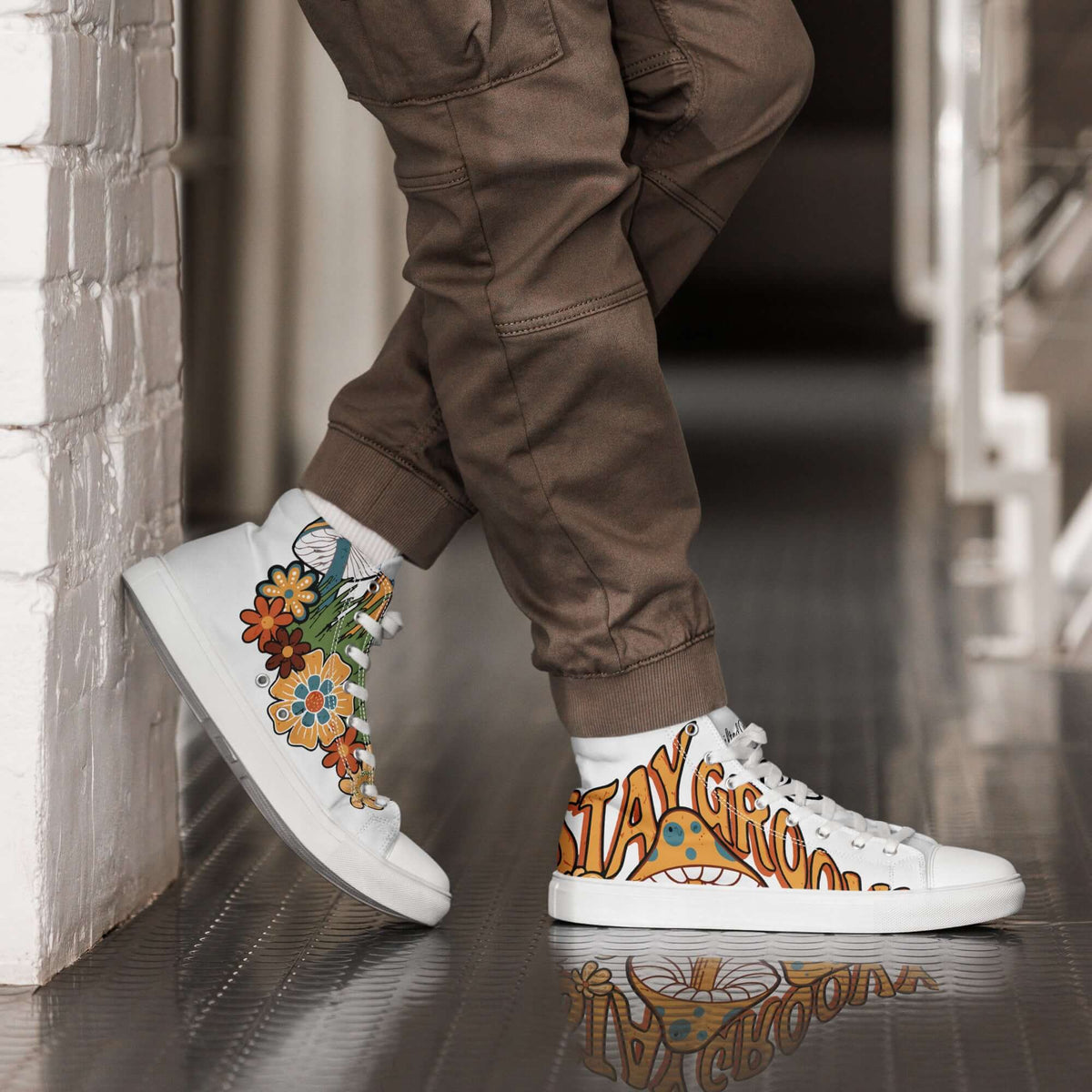 Men’s high top canvas shoes — White